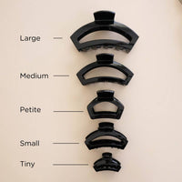 Open | Jet Black | Petite Claw Clip
