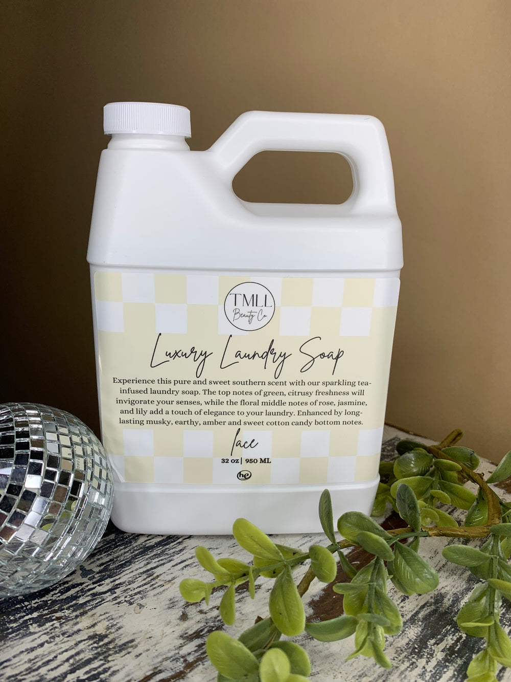 Lace Luxury Laundry Soap | 32 oz