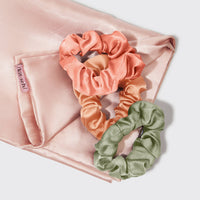 Holiday Satin Pillowcase & Scrunchie 4pc Gift Set
