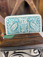 Steerhallow Canyon Wallet in Frosted Turquoise
