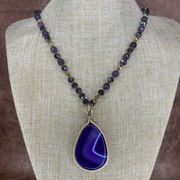 Violet Vibes Agate Necklace