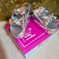 Lil Bit Knotty - Hey Girl by Corky's - Silver