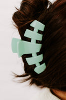 Classic Mint to Be Large Hair Clip
