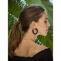 Black nest earring